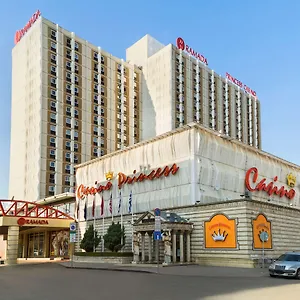 **** Ξενοδοχείο Ramada By Wyndham Center Βουλγαρία